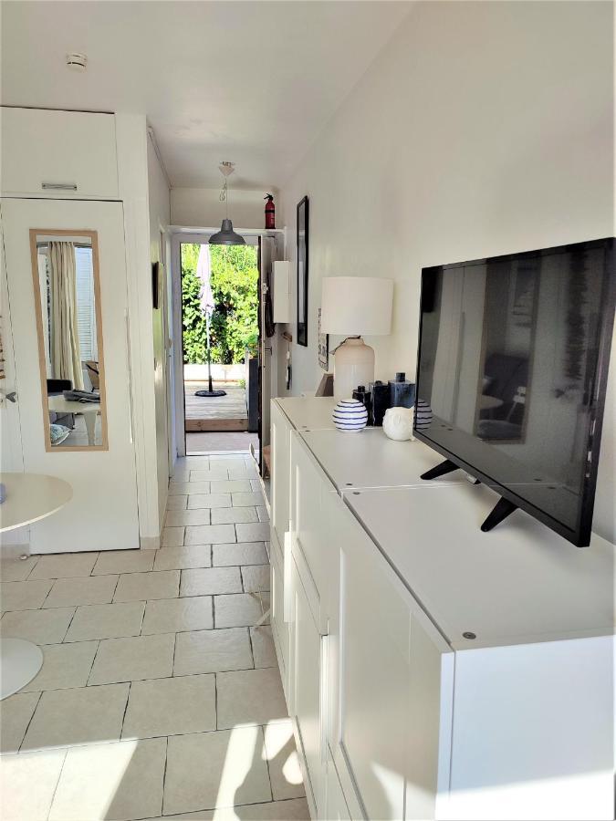 Apartament Studio Golfe Juan, Plages, Parking, Climatisation Vallauris Zewnętrze zdjęcie