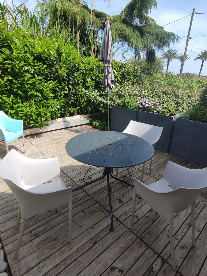 Apartament Studio Golfe Juan, Plages, Parking, Climatisation Vallauris Zewnętrze zdjęcie